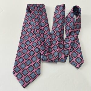 Ermenegildo Zegna men’s neck tie silk satin pink geometric Italy